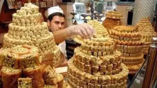 أفضل توقيت لتناول الحلويات في رمضان وفقًا لنصائح خبراء التغذية أفضل توقيت لتناول الحلويات في رمضان وفقًا لنصائح خبراء التغذية