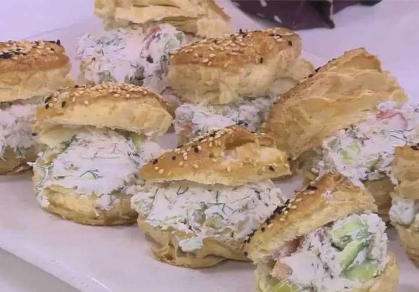 وصفة رمضانية.. طريقة تحضير باف بيستري محشي خطوة بخطوة