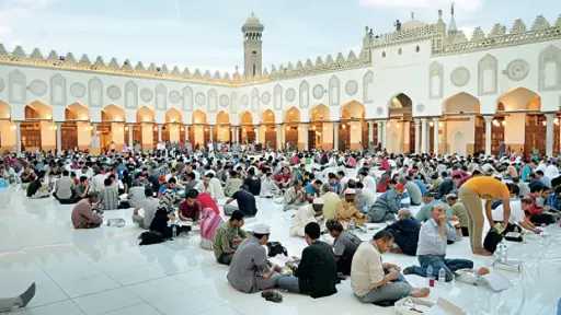 موعد الإفطار وصلاة التراويح اليوم الـ 12 من رمضان 2026: تفاصيل دقيقة للمسلمين في مصر