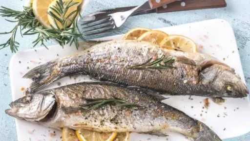 انا حوا يقدم وجبة فطور اليوم الثاني عشر من سمك مشوى بالفرن... انا حوا يقدم وجبة فطور اليوم الثاني عشر من سمك مشوى بالفرن وأرز بالخلطة.. بالهنا