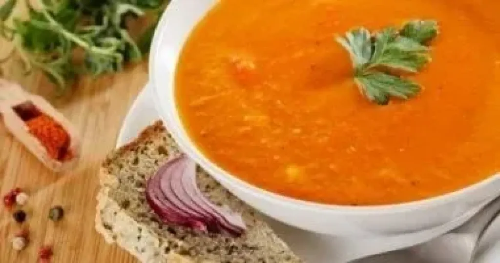 شوربة العدس