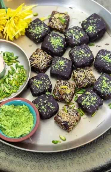 كنافة بالتمر.. حلوى رمضانية بطابع صحي وطريقة مبتكرة