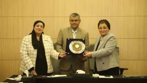 د. عبلة الألفي: جهود مكثفة لتنمية الأسرة وتحقيق معدلات مستدامة لاستخدام وسائل... د. عبلة الألفي: جهود مكثفة لتنمية الأسرة وتحقيق معدلات مستدامة لاستخدام وسائل تنظيم الأسرة