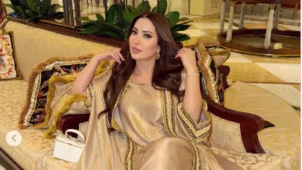 بقفطان ذهبي في أجواء رمضانية.. نسرين طافش تشارك متابعيها أحدث إطلالاتها