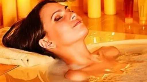 الحمام المغربي.. سر الجمال الطبيعي قبل العيد