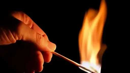 زوج يشعل النار في زوجته بالإسماعيلية: تفاصيل مأساوية قبل الإفطار