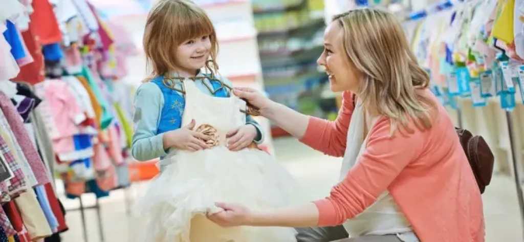 اختيار ملابس العيد للأطفال.. راحة وسلامة قبل المظهر