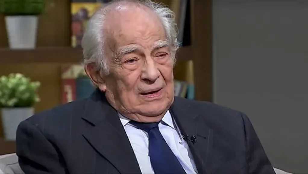 رشوان توفيق يكشف تفاصيل مشاركته في أول سهرة درامية بالتلفزيون المصري