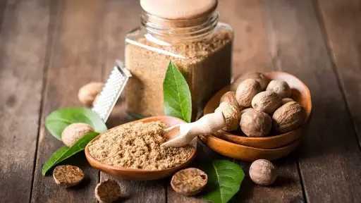 جوزة الطيب.. توابل متعددة الفوائد وفوائدها الصحية مشروطة بالاعتدال