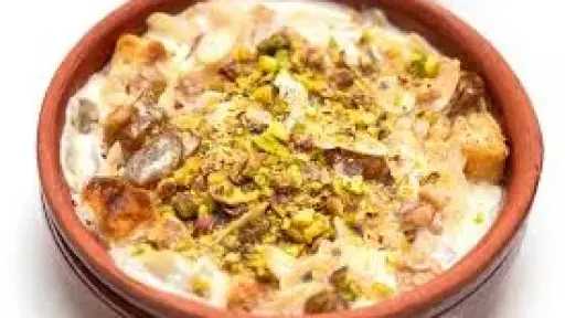 حلويات أم علي.. أبرز الأطباق الشرقية التي تجمع بين الدفء والمذاق الفاخر