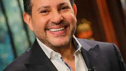 وفاة الفنان الكبير هاني شاكر .. ماذا نعرف حتى الآن؟