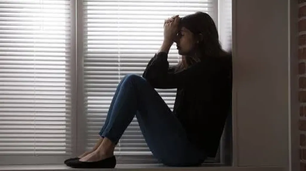 العزلة الاجتماعية