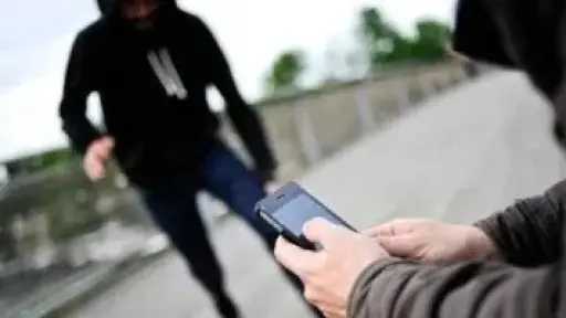 تقودها سيدة.. تفاصيل خطة عصابة لسرقة موظف بالإكراه فى الهرم