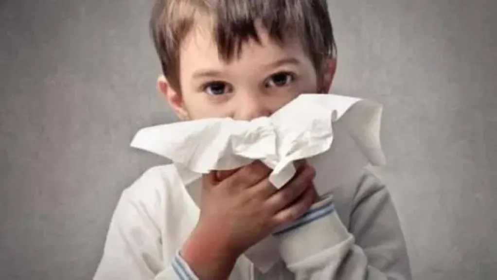 الأرصاد تحذر.. عاصفة ترابية تهدد صحة الأطفال