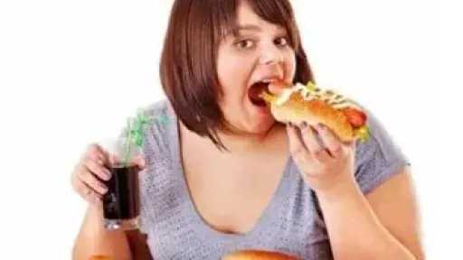 السمنة وتزايد مخاطر الإصابة بالسرطان لدى النساء.. تحديات وتحذيرات طبية