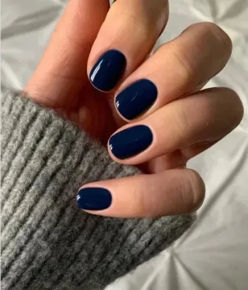 ألوان طلاء الأظافر