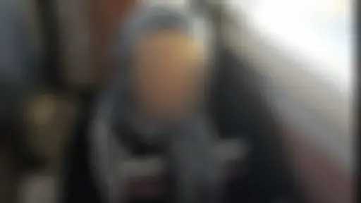 الأمن يكشف حقيقة صورة ”سيدة تحمل طفلة مغمى عليها” المتداولة على السوشيال... الأمن يكشف حقيقة صورة ”سيدة تحمل طفلة مغمى عليها” المتداولة على السوشيال ميديا