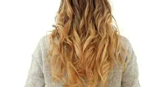 تسريحات شعر ساحرة للشعر الطويل في عيد الفطر تسريحات شعر ساحرة للشعر الطويل في عيد الفطر