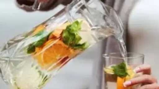 بعد فسيخ العيد.. 6 نصائح ووصفات لتخفيف الأعباء على جهازك الهضمي