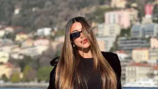 سارة سلامة تتألق بإطلالة بسيطة عبر إنستجرام