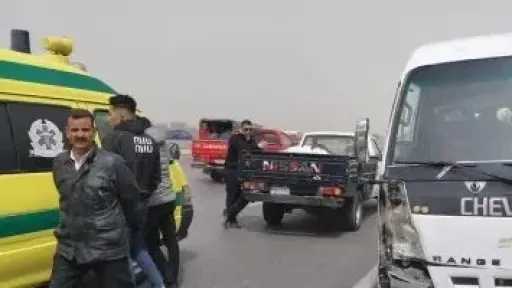 بينهم سيدة.. 6 إصابات في انقلاب ميكروباص بطريق القاهرة – أسيوط الصحراوي بالفيوم