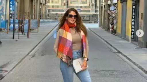 هيدي كرم تتألق بإطلالة كاجوال مميزة على إنستجرام