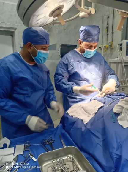 جراحة ناجحة تنقذ حياة طالبة بعد سقوطها من الطابق الثالث بالشرقية