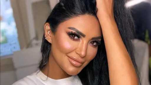 سالي عبد السلام تكشف تفاصيل أزمة صحية خطيرة قبل ولادتها الأولى سالي عبد السلام تكشف تفاصيل أزمة صحية خطيرة قبل ولادتها الأولى