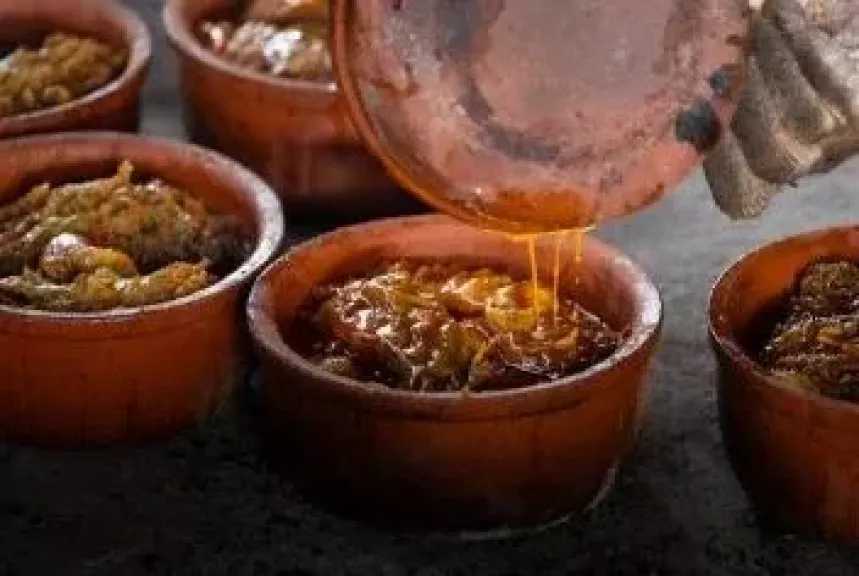 طاجن البامية باللحمة.. طبق شرقي يجمع بين الأصالة والمذاق الغني