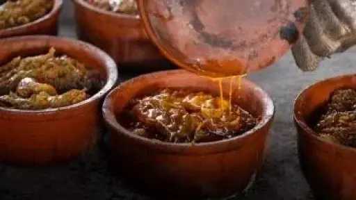 طاجن البامية باللحمة.. طبق شرقي يجمع بين الأصالة والمذاق الغني