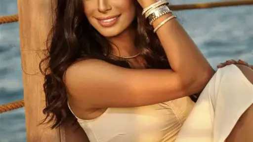 آمال ماهر تخوض جولة حفلات في أوروبا: تفاصيل الحفلات في هولندا وفرنسا