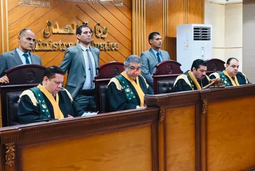 السجن المشدد 10 سنوات لرجل أدين بمعاشرة ابنة زوجته القاصر