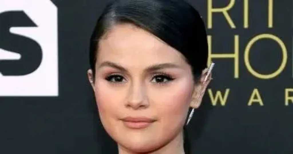 سيلينا جوميز تفتح قلبها.. رحلة طويلة للتشخيص الصحيح لاضطراب ثنائي القطب