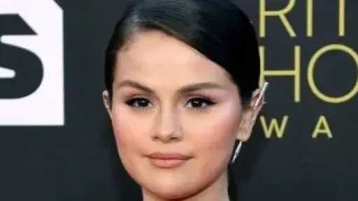 سيلينا جوميز تفتح قلبها.. رحلة طويلة للتشخيص الصحيح لاضطراب ثنائي القطب