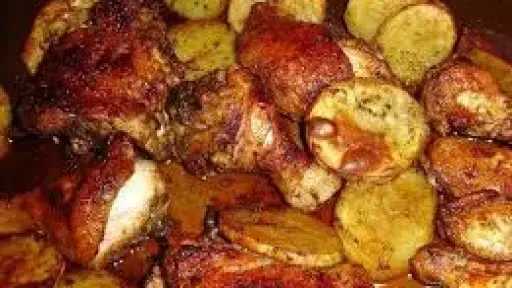 صينية البطاطس الصفراء.. وصفة مبتكرة بنكهة جذابة دون الصلصة الحمراء