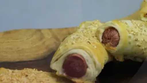 وصفة لتحضير فطائر الهوت دوج الشهية في المنزل