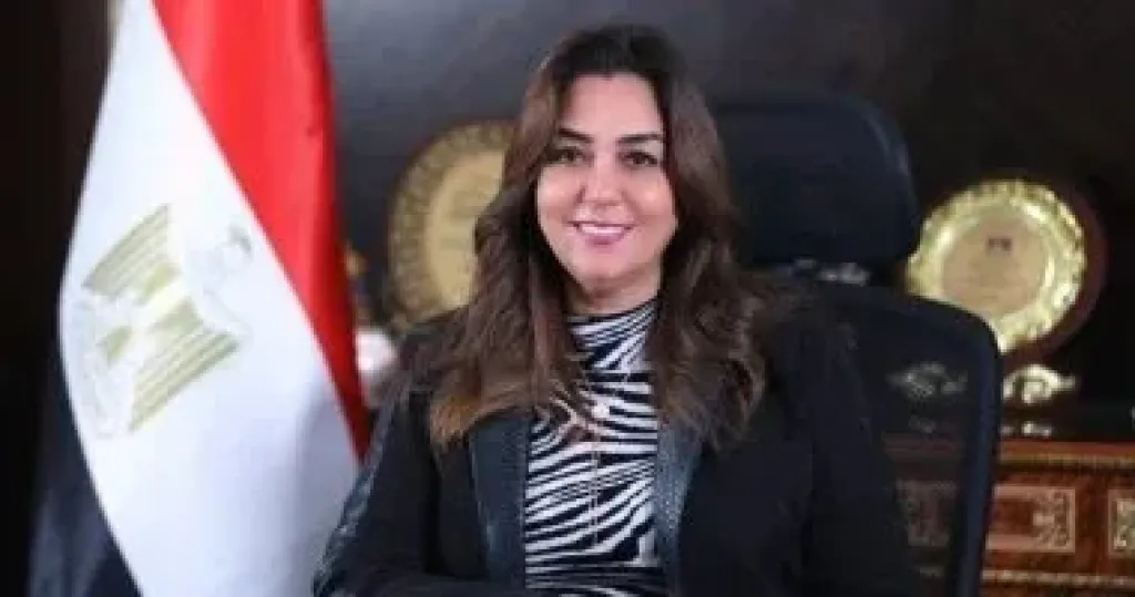 الدكتورة منال عوض