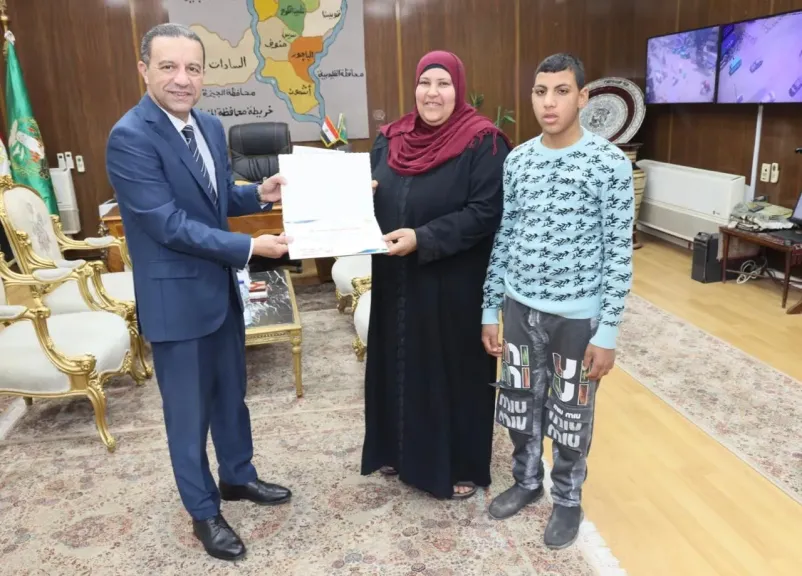 الأمهات المثاليات