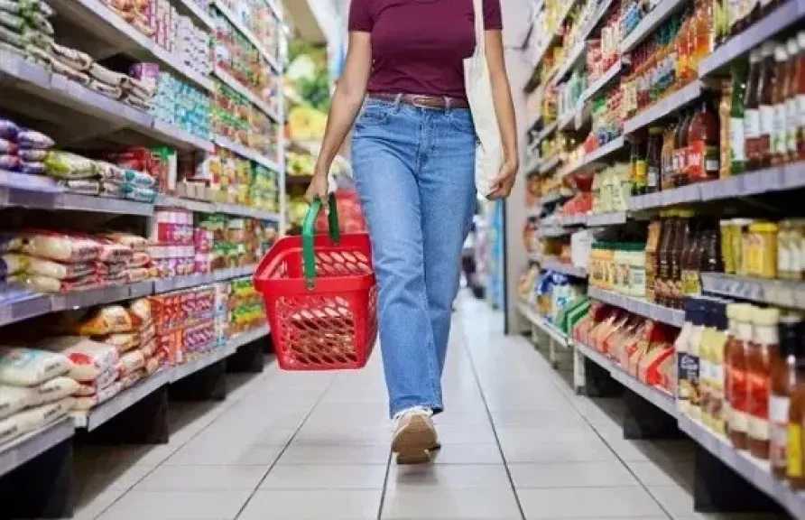 لربات البيوت.. نصائح لتجنب الإنفاق الزائد أثناء التسوق