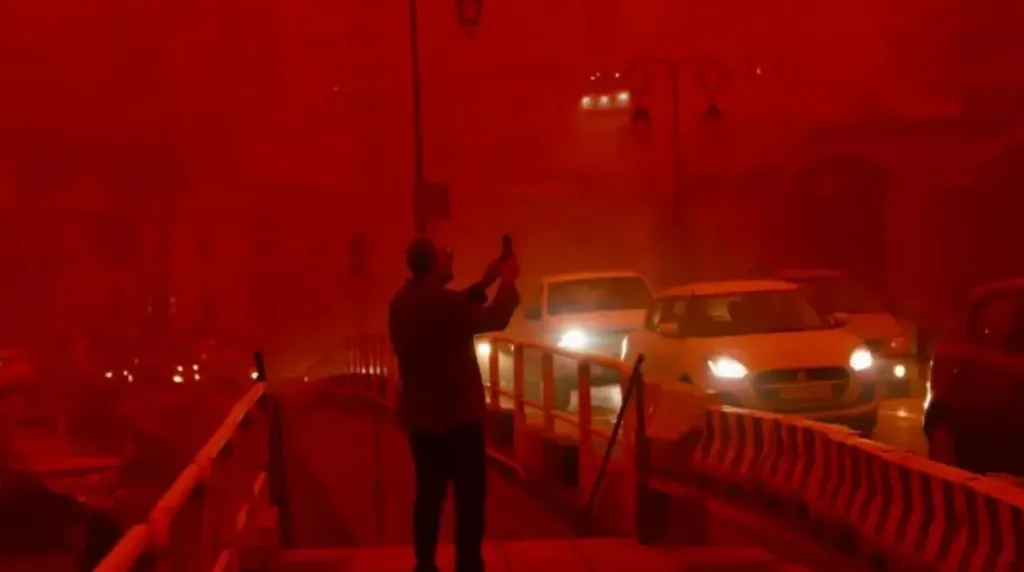 العاصفة الدموية