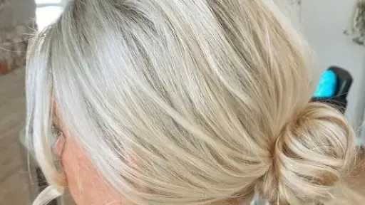 5 تسريحات مثالية للشعر القصير لإطلالات أنيقة ومميزة