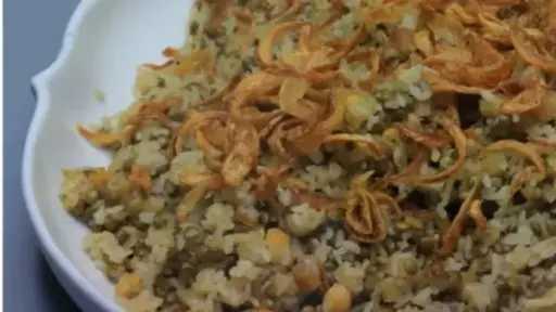 وصفة كشري الحلة الواحدة.. طريقة سهلة لتحضير طبق شهي ومتكامل في المنزل وصفة كشري الحلة الواحدة.. طريقة سهلة لتحضير طبق شهي ومتكامل في المنزل