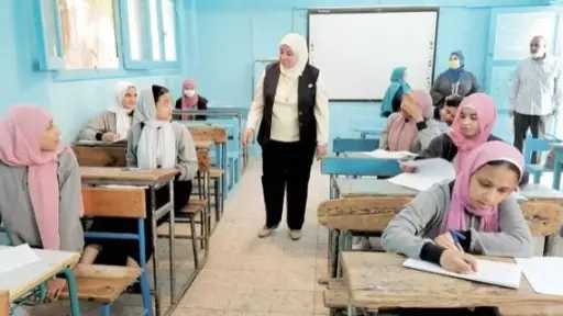 امتحانات الشهر في مدارس الجيزة: فرصة لتعويض ما فات امتحانات الشهر في مدارس الجيزة: فرصة لتعويض ما فات