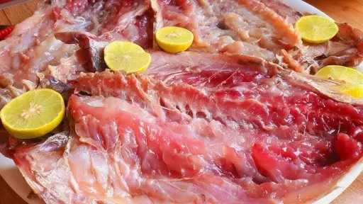 الإفراط في تناول الفسيخ خلال شم النسيم.. مخاطر صحية متعددة