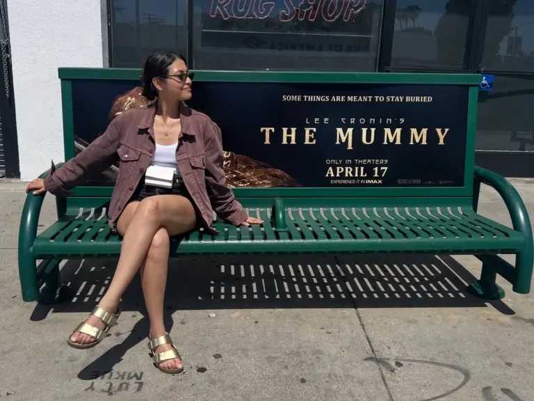 مي الغيطي تروج لفيلم ”The Mummy” في شوارع لوس أنجلوس