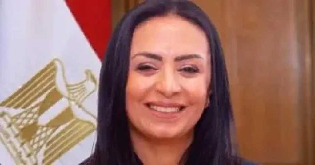 وزيرة التضامن توجه بتوفير شقة لوالد ندى بعد 12 عامًا من اختفائها