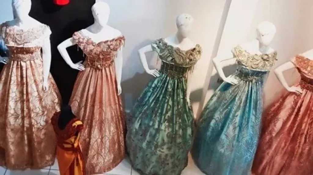 البلوزة الوهرانية تتصدر جوجل وتنتظر تسجيلها كتراث عالمي