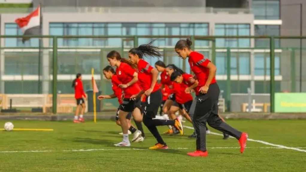 منتخب مصر لكرة القدم النسائية يبدأ معسكره استعدادًا لمباراتي السعودية الوديتين