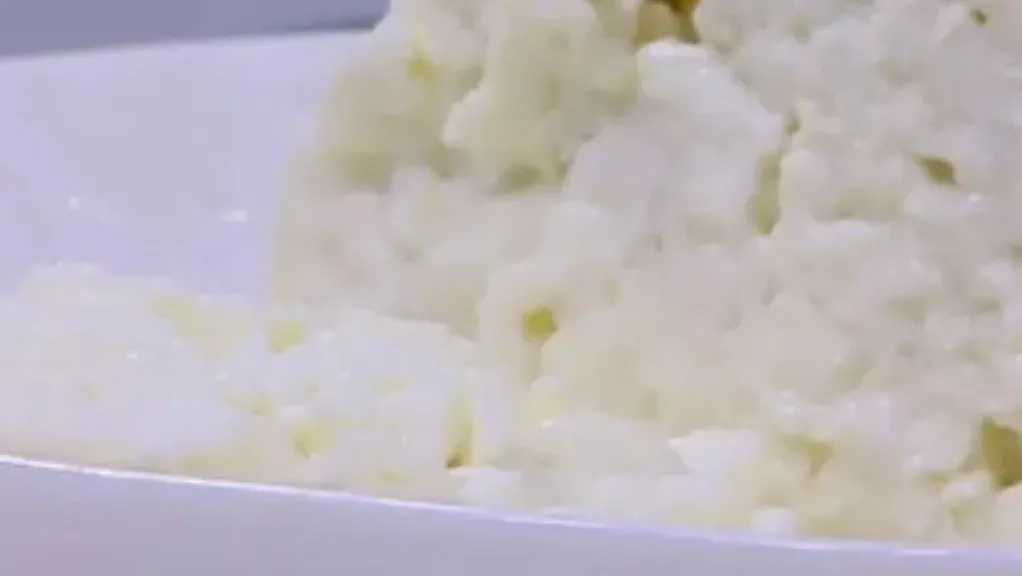 وصفة مبتكرة.. طريقة تحضير جبنة بيضاء بالبيض بخطوات بسيطة