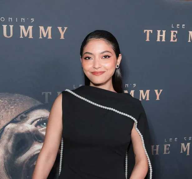 النجمة مي الغيطي تتألق في العرض الخاص لفيلم The Mummy بهوليوود